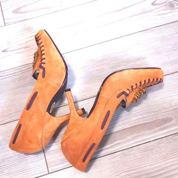 (66-1986)โ ๐ฅ3/$20๐ฅ Chinese Laundry Stone Suede Cammie Pump Sz 10 - Picture 9 of 10